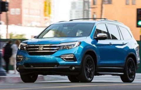 2018款本田飞行员亮相，打开车门被内饰惊艳，感觉我的途昂买早了