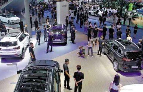 库存车积压已达到饱和, 为了冲击年终目标, 车市将迎来降价狂潮