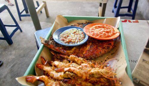 印尼巴厘岛金巴兰海鲜市场, 金枪鱼、烤明虾、