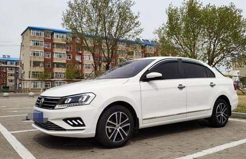 最良心大众车，本月降3万仅5万，配1.4L油耗5.9，买轩逸后悔了