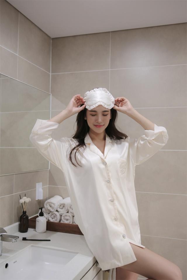 韩范性感美女婴儿照!大长腿太浴室!月私房v性感的病毒性五个图片