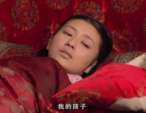 《甄嬛传》沈眉庄死后，温太医为何要去守梓宫三年？原因让人感动