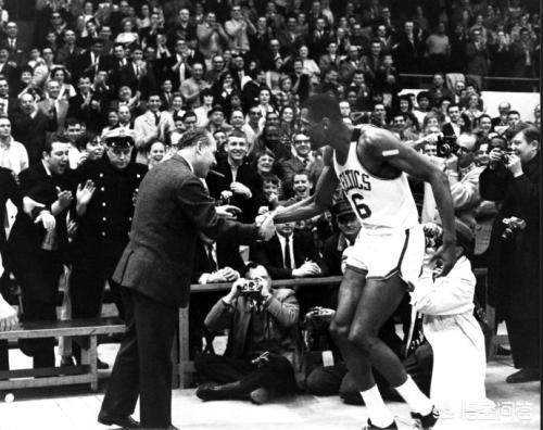 NBA历史上哪支球队的总胜场数最多?是多少?