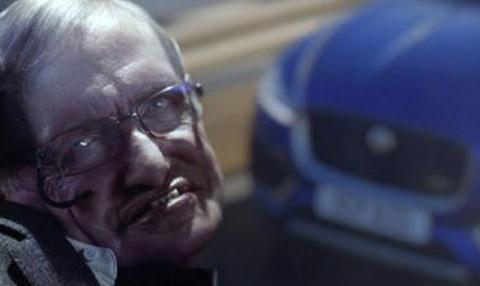 霍金曾充满智慧地说道：我们是时间和空间的主人，我们都开捷豹