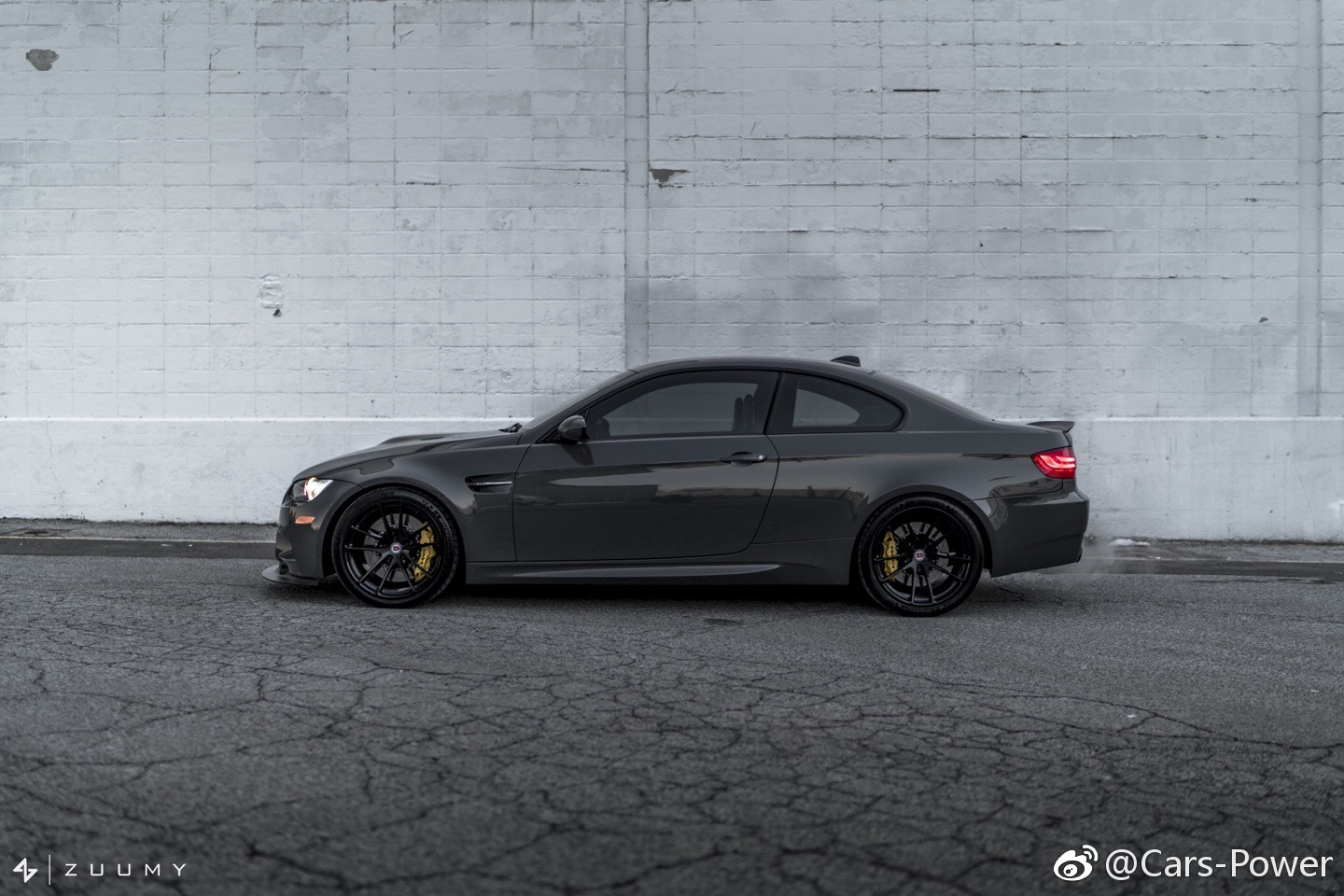 水泥灰! 宝马M3 E92 Coupe_新浪看点