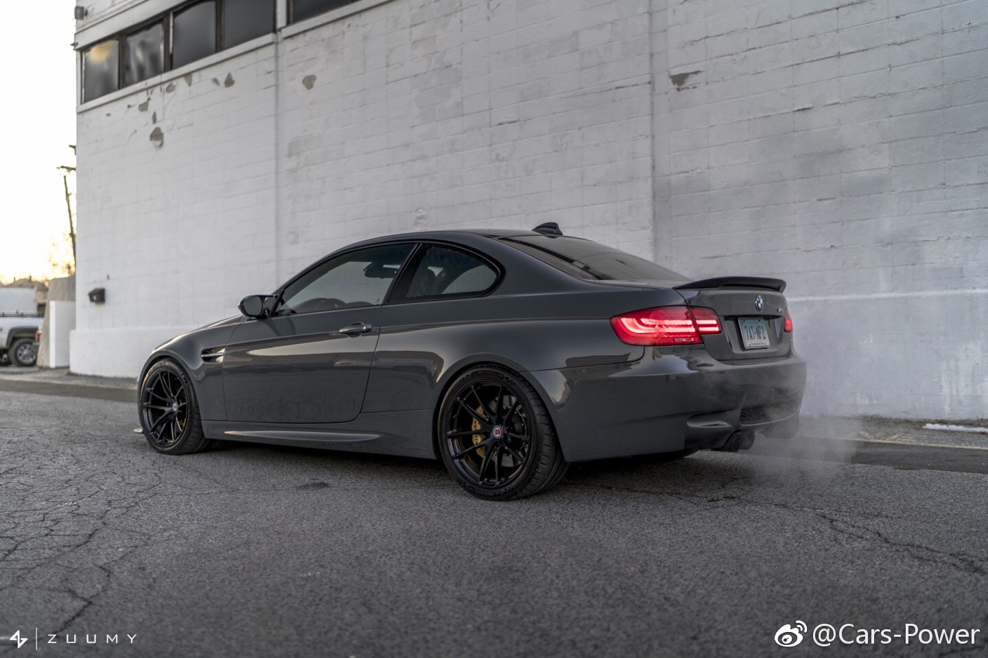 水泥灰! 宝马M3 E92 Coupe_新浪看点