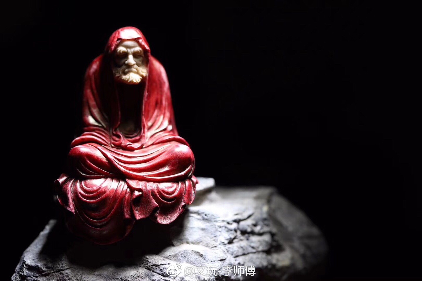 禅宗二祖慧可见初祖达摩祖师时说:“我的心不安,请师父为我安心