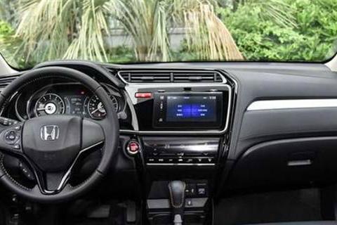 最牛合资车，售价仅8万1，5L，CVT