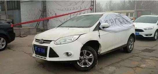 比福克斯靠谱, 一个月卖26484台, 不买朗逸就买它, 绝对靠谱.