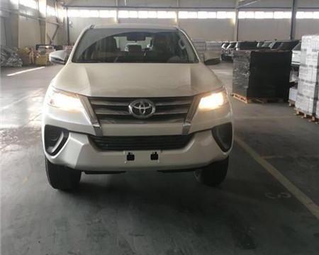 2018款丰田穿越者2.7L秒杀同级优惠多多