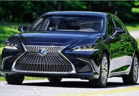 全新雷克萨斯ES七月上市,售价仅30万，打开车门的瞬间幸福感爆棚