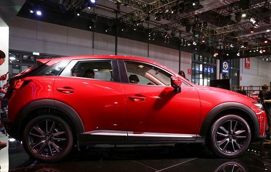 这款纯进口SUV，顶配16万，倒车影像、抬头显示、并线辅助也能有