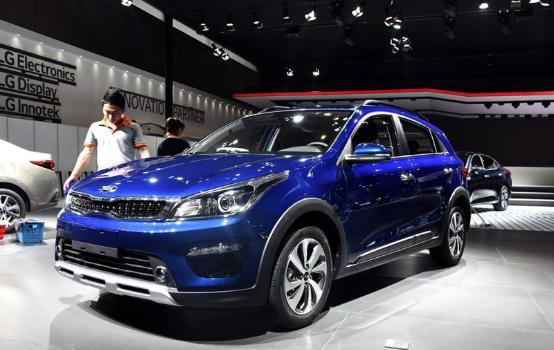 时尚不输帝豪GL精致胜过polo, 外观值15万内饰却只值5万