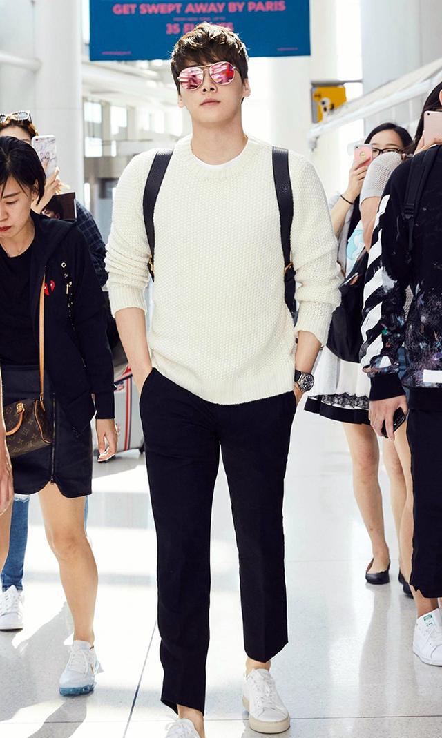 陈伟霆李易峰邓伦最新机场私服 大长腿好吸睛