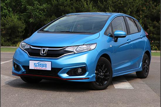 来自“超跑”化身 试驾本田飞度潮跑+版