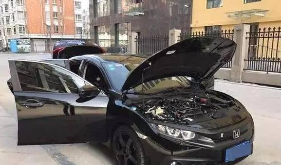 放弃了本田CRV，20万怒提十代新思域，简直太帅气了！