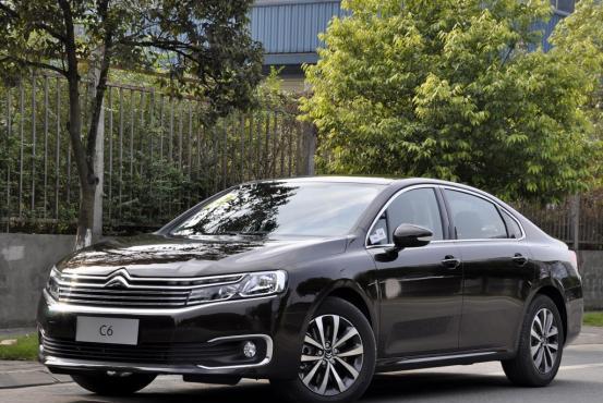 旗舰车也敢这么时尚 C6将法系浪漫贯彻到底