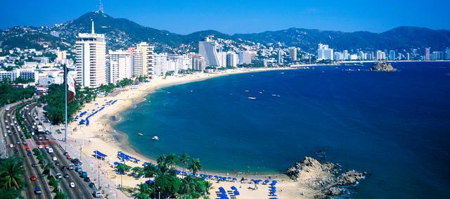 墨西哥旅游城市 当地女孩很漂亮却不敢搭讪