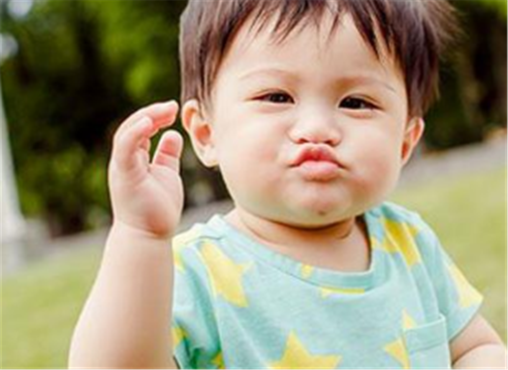 这5种行为是宝宝在变聪明,妈妈们请不要生气的