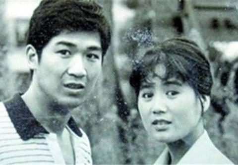 16岁是一名工人，今成国家一级演员，开百万路虎，住1.5亿豪宅！