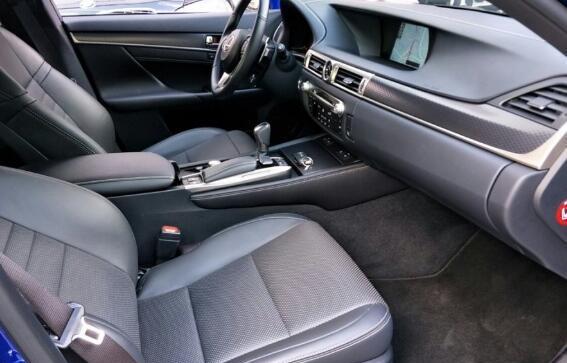 之前说我这车不如宝马5系的人, 看到实车之后一个个都被打脸了