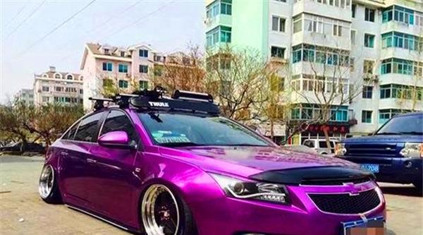 为了撩妹！东北小伙花10万改装科鲁兹！无奈被GTR车主打脸！