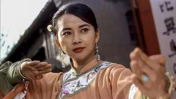 被误读多年的方世玉,野史记载他被五枚师太掏