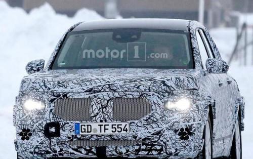 完善SUV产品体系，奔驰GLB最新谍照曝光，或3万欧元起售