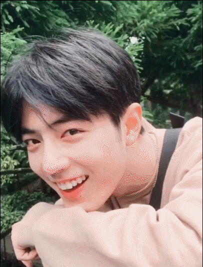 爆料根据缪娟小说《掮客》改编的电视剧是宋茜和肖战担任女主和男主