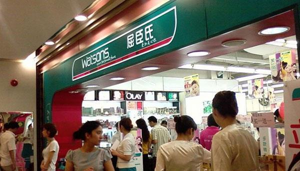 屈臣氏最火的开挂级男士素颜霜,一抹就变帅,