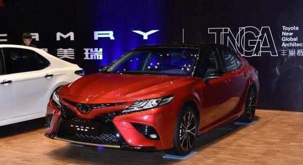 18万, 标配10个气囊, 油耗5.5L, 颜值完超帕萨特, 动力不输锐界