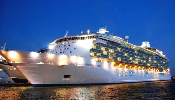 去日本旅游不一定要坐飞机,还可以选择乘游轮