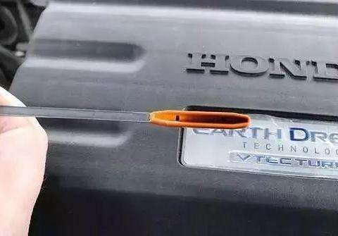 资深工程师深度解析CR-V机油门事件来龙去脉 到底该如何解决