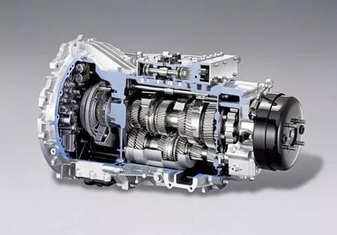 老说双离合变速箱 讲讲干式湿式都有啥优缺点啊