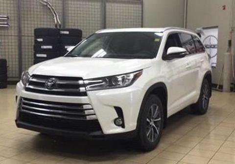 2018款丰田汉兰达到店实拍，配梯形前脸气场十足，大众途昂要慌了