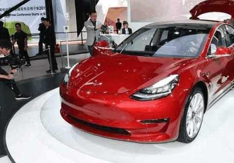 王传福慌了！特斯拉降至22万，外观帅过保时捷，唐2代凉了