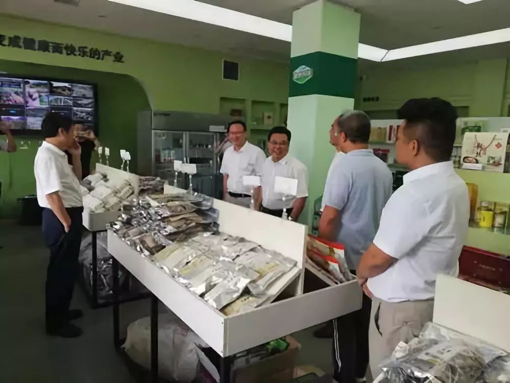 卢忠一行到上饶市督察供销合作社综合改革工作