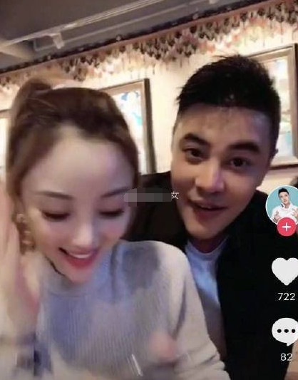 贾乃亮露出久违的微笑为好友宣传，与李小璐一样走出阴霾