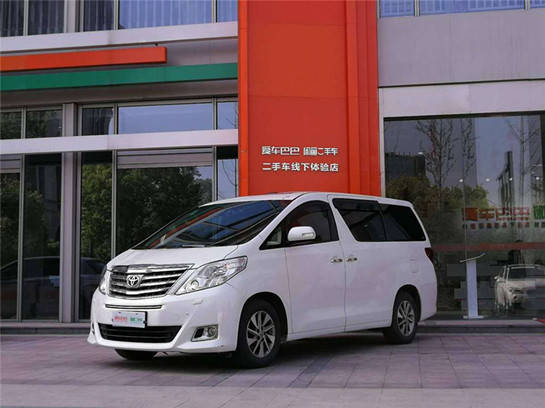 那么多明星钟爱的埃尔法，是有什么魔力么？