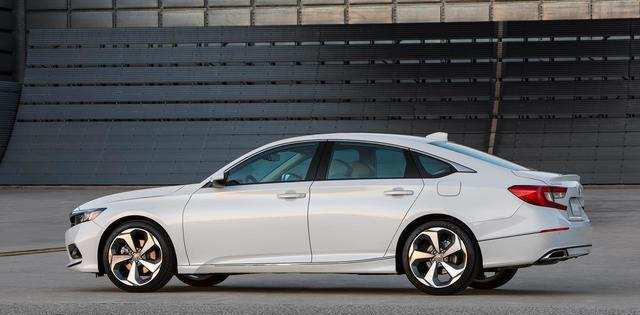 18款雅阁问世, 溜背设计, 蒙迪欧该吃吃醋了, 还买啥君越?