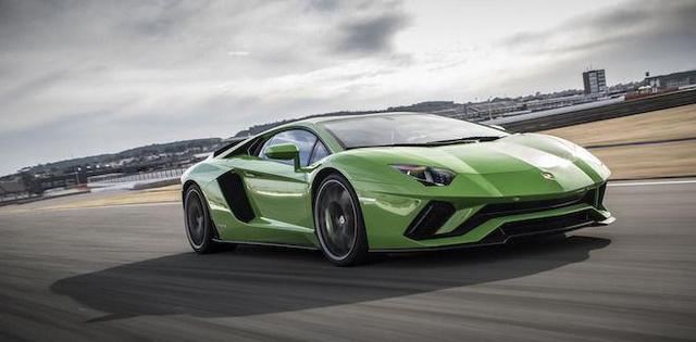 要是现实中真的推出「后驱版」Lamborghini Aventador SV