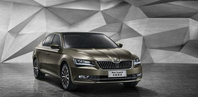 它与迈腾同一平台打造, 亮点是动力足颜值高, 迈腾看了都羡慕!