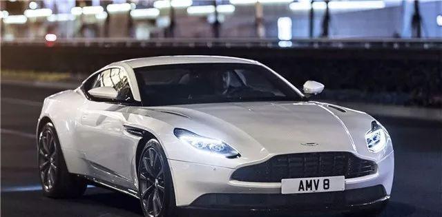 简配版旗舰跑车, 然而性能却并不简配, 强悍