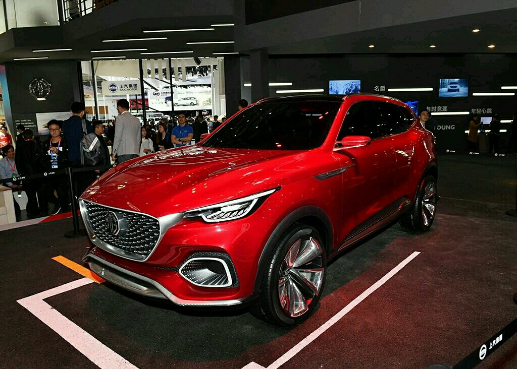 主打运动时尚,名爵HS到底长啥样?