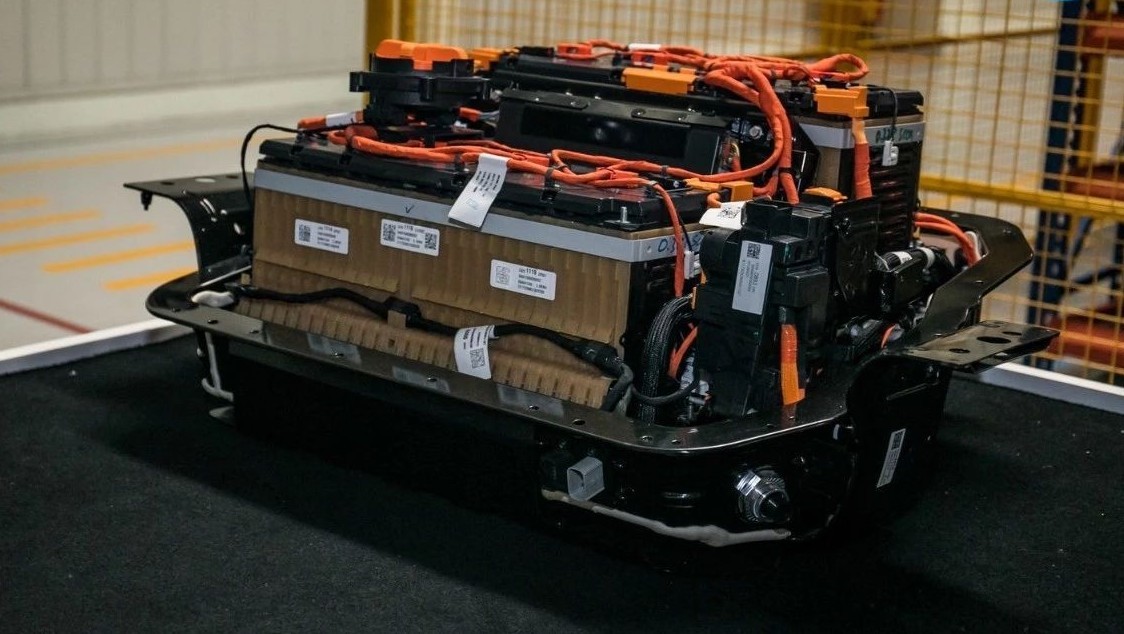 安全、可靠、耐久：高标准汽车动力电池的自我修养