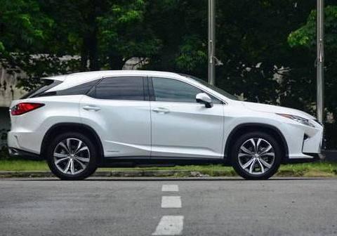 目前“最耐开的”SUV，给力的配置，网友：男人的梦想座驾！