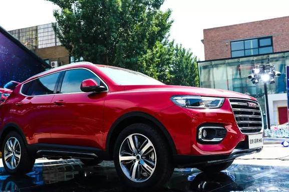 新型哈弗H6豪华/超豪版上市，售价13.50万元-14.20万元