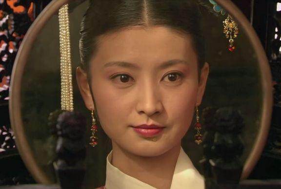 甄嬛传：沈眉庄为何这么高傲？其实她父亲的小妾很早就暗示了