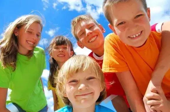 美国绿卡,免签很多国家,教育就业医疗社会福利