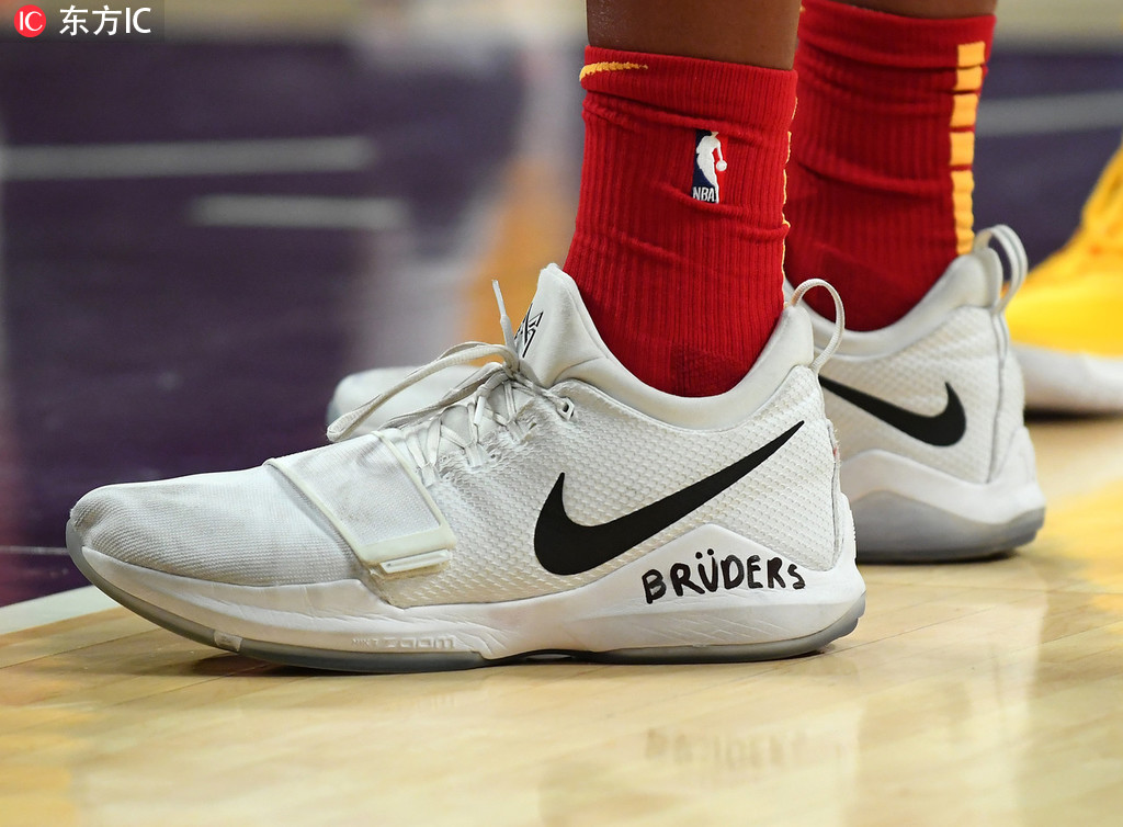 30日NBA球鞋上脚一览:KD小卡对飙哈雷尔新鞋
